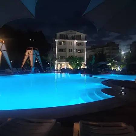 Ośrodek wypoczynkowy Garden Palace Golem (Tirana)
