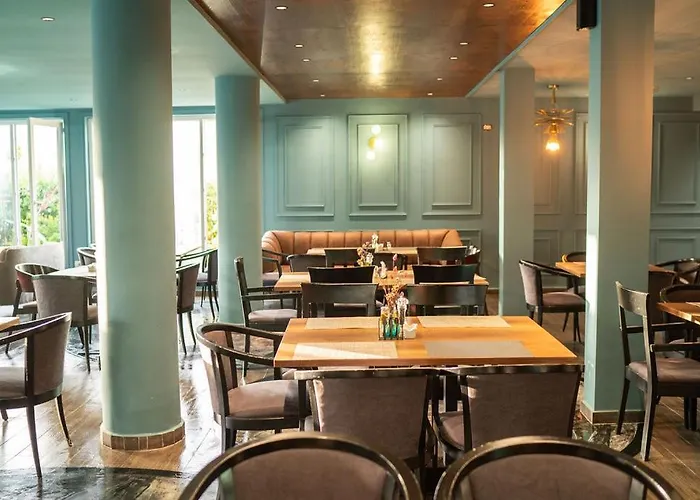 Ośrodek wypoczynkowy Garden Palace *