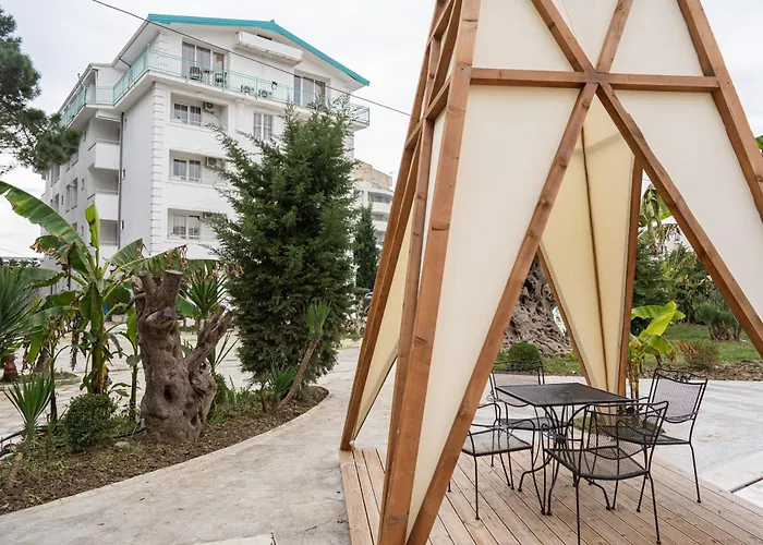 Ośrodek wypoczynkowy Garden Palace Golem (Tirana)