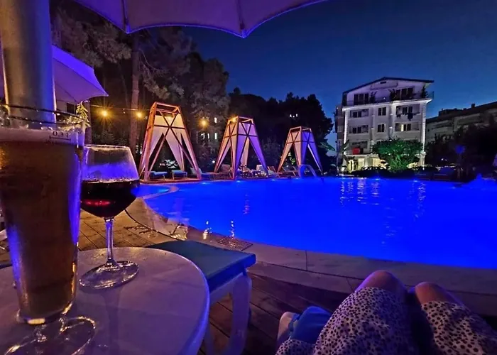 Ośrodek wypoczynkowy Garden Palace *