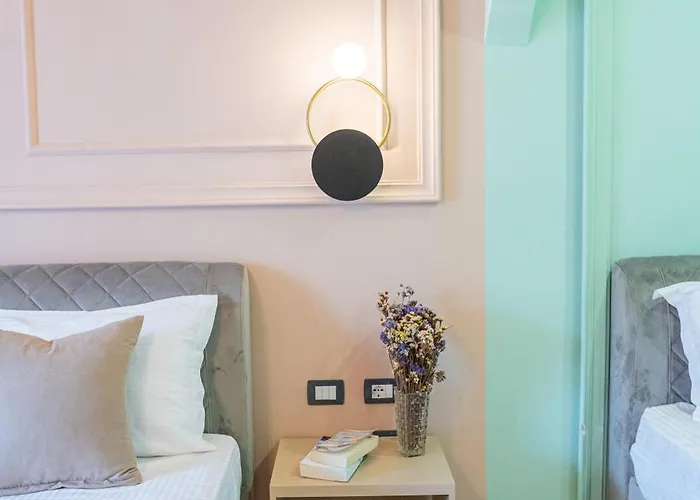 Garden Palace * Golem (Tirana)