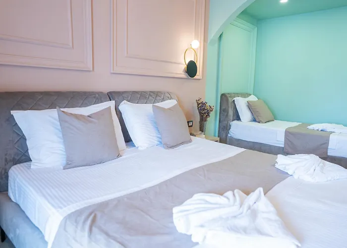 Garden Palace Resort