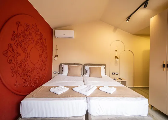 Resort Garden Palace Golem (Tirana)