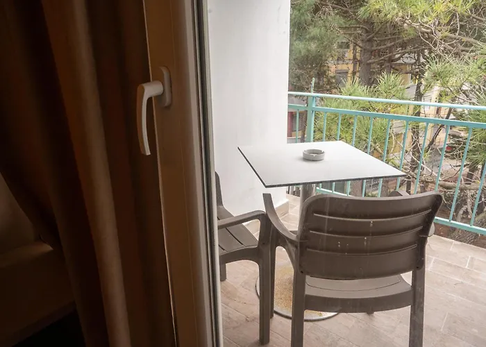 Garden Palace Resort