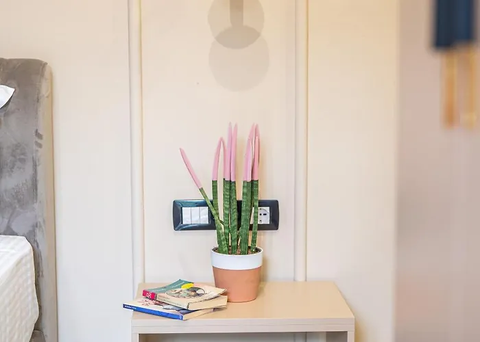 Garden Palace Golem (Tirana)