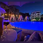 منتجع Garden Palace *